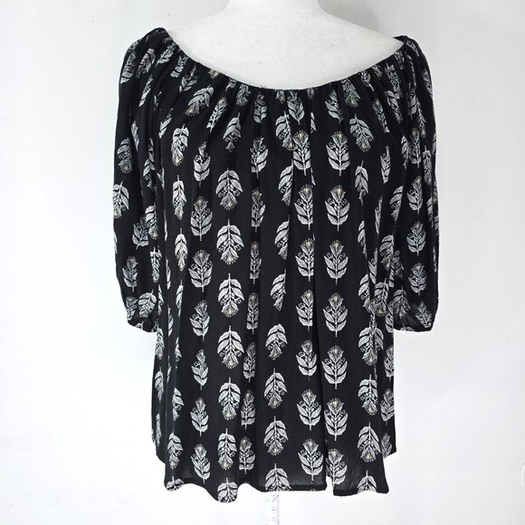 OLd Navy Black Paisley Scoop Neck 3/4 Sleeve Flowy Tie Back Top - Picture 1 of 6